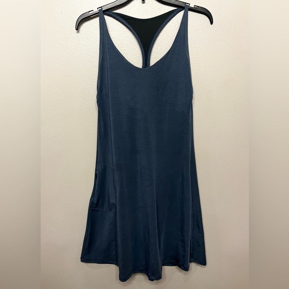 Prana Sporty Razorback Blue Scoop Neck Women's Dress Size Medium with Pocket